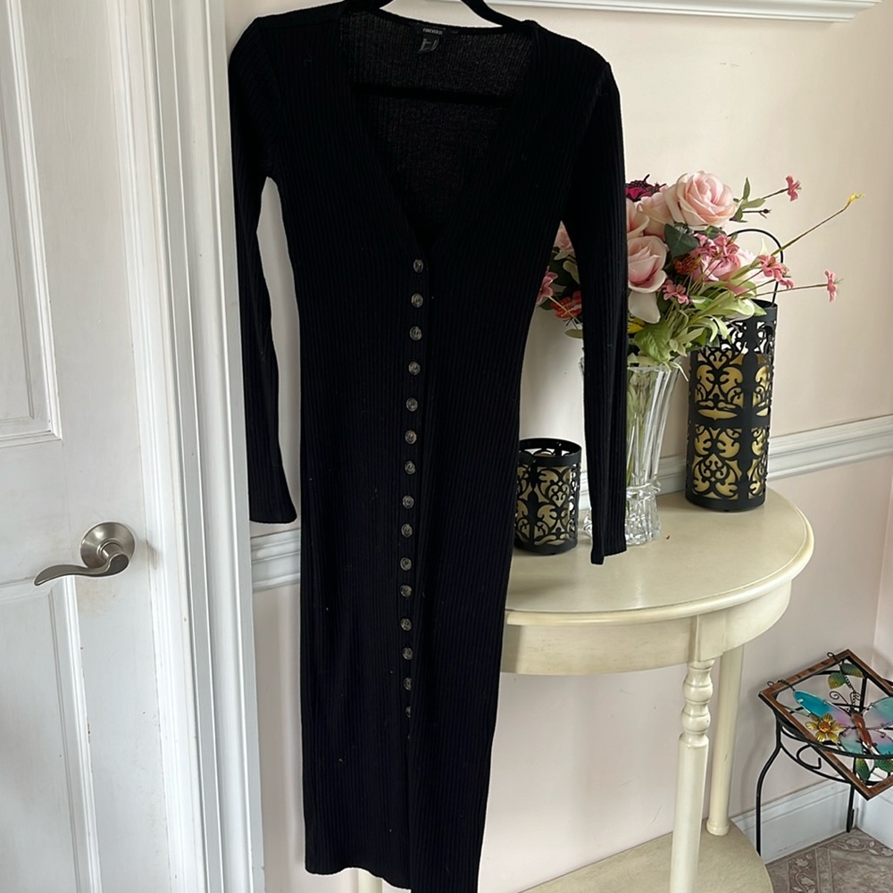 Forever 21 black rib-knit dress